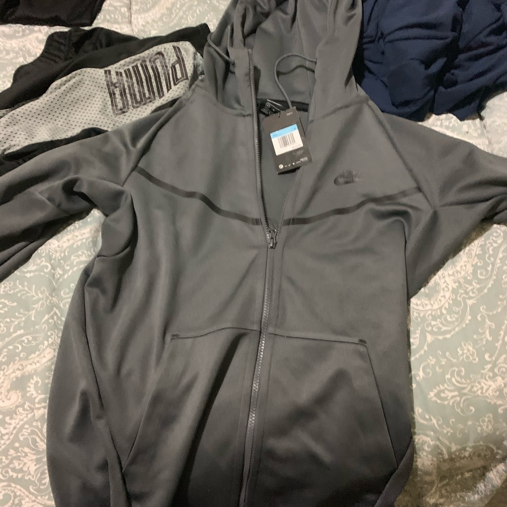 Gray Nike tech sweater